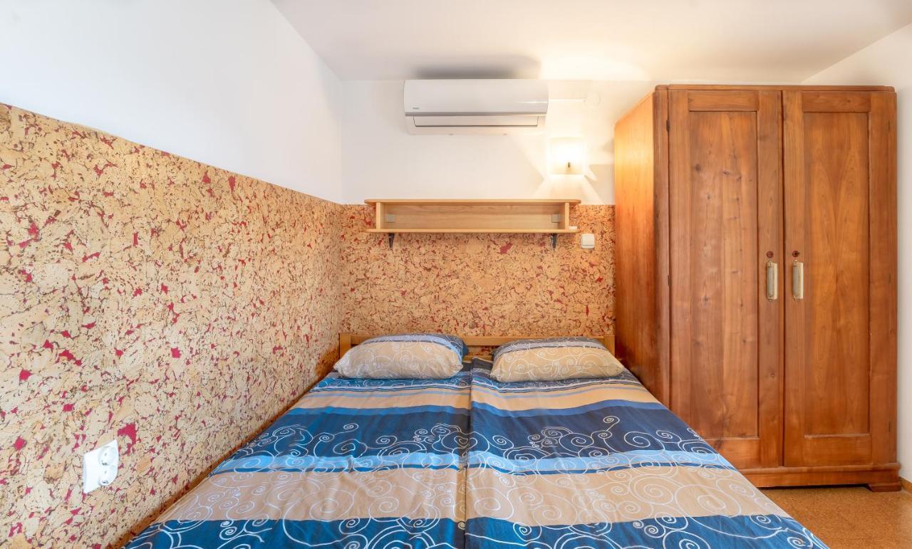 Fortun Estate - apartmaji ob reki Kolpi Metlika Exterior foto