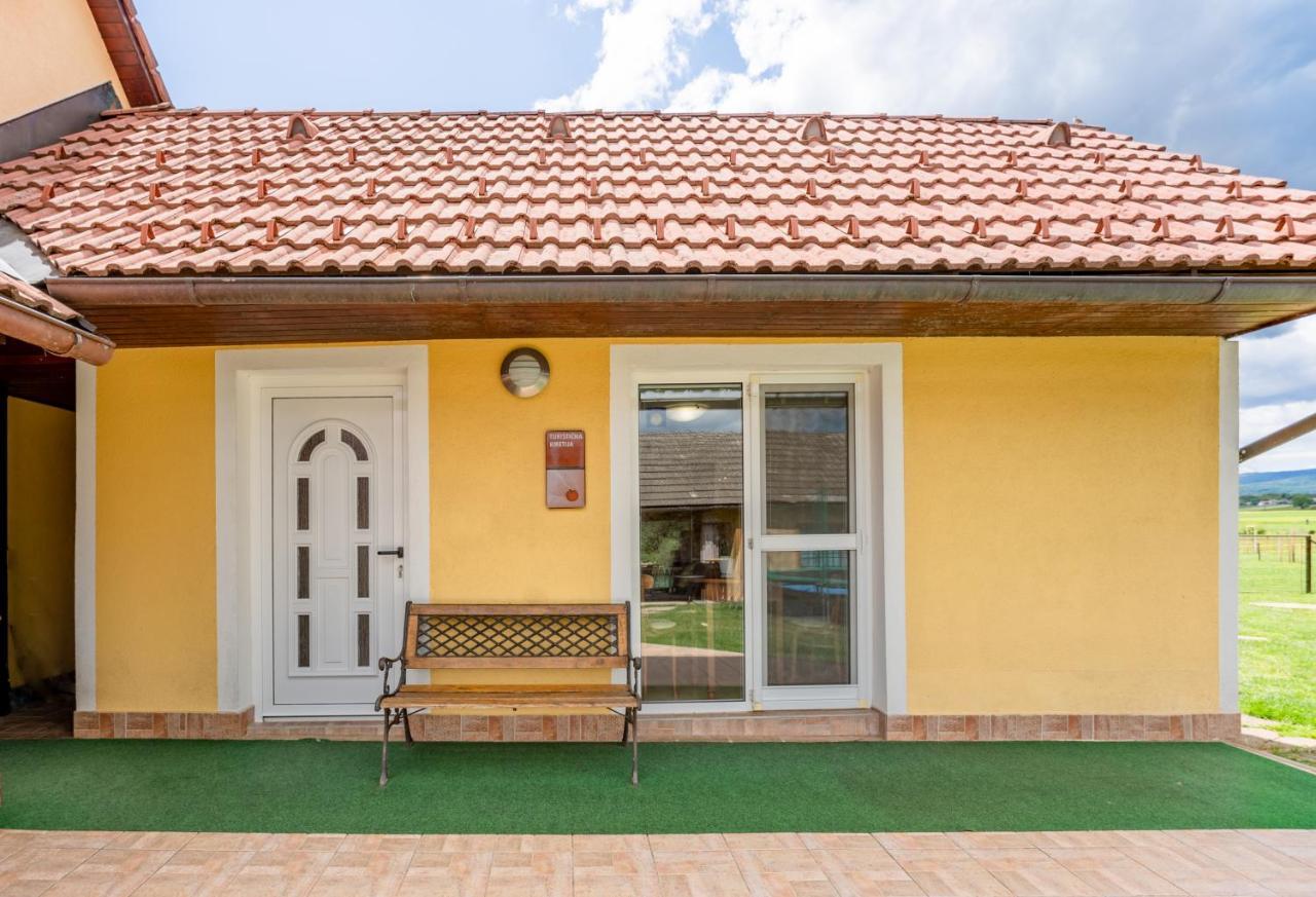 Fortun Estate - apartmaji ob reki Kolpi Metlika Exterior foto